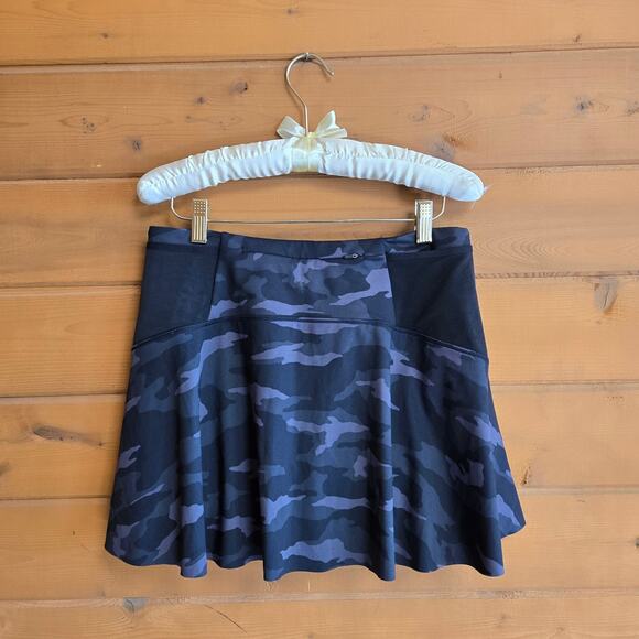 Athleta Match Point Skort 13.5 Dark Camo NWT Small Athleisure Tennis Flare Skirt - Picture 3 of 5